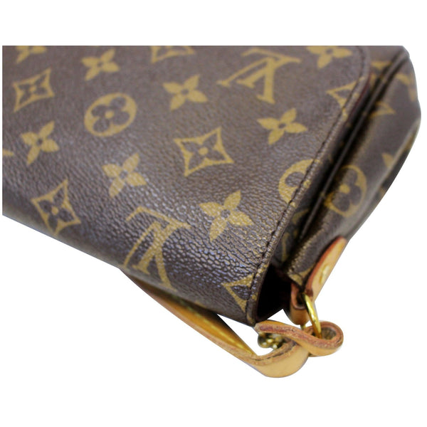 LOUIS VUITTON Favorite MM Monogram Canvas Crossbody Bag-US