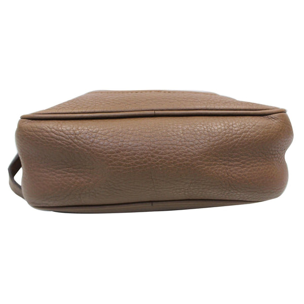 GUCCI Soho Disco Pebbled Leather Small Crossbody Bag Beige 308364