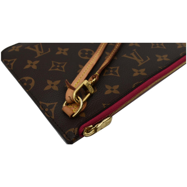 Louis Vuitton Neverfull MM Monogram Canvas Pochette Pouch