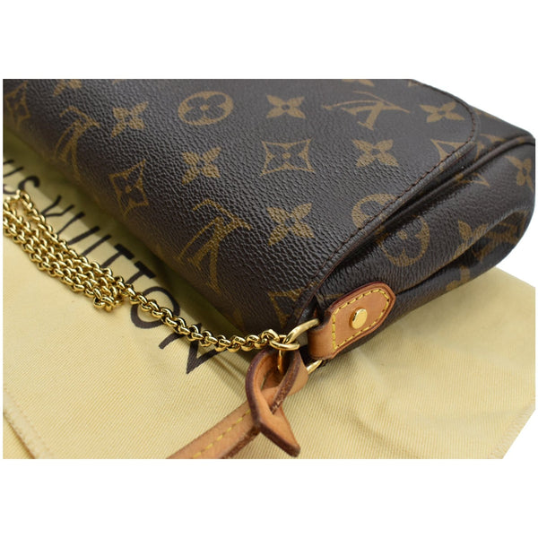 LOUIS VUITTON Favorite MM Monogram Canvas Crossbody Bag Brown