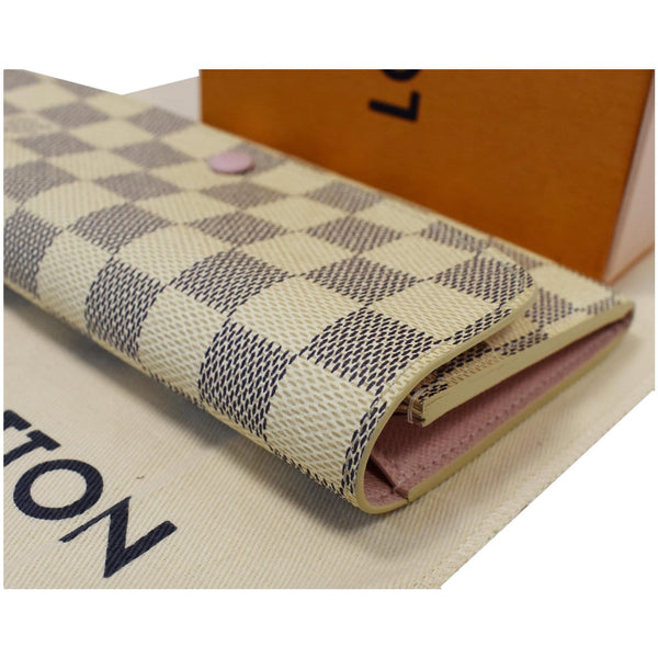 Louis Vuitton Emilie Damier Azur Wallet flap closure