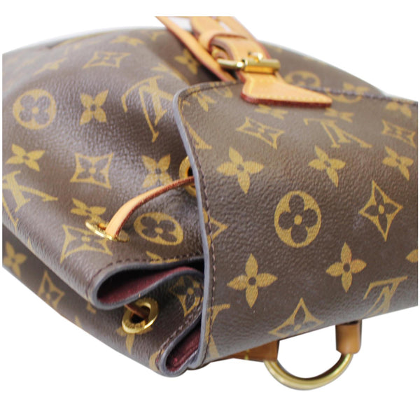 closeups lv Montsouris NM Monogram Canvas Bag