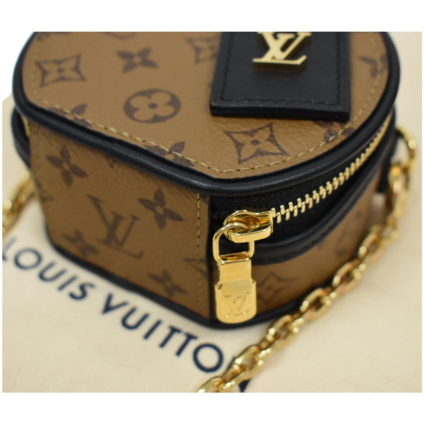 LOUIS VUITTON Chapeau Necklace Monogram Canvas Shoulder Bag Brown