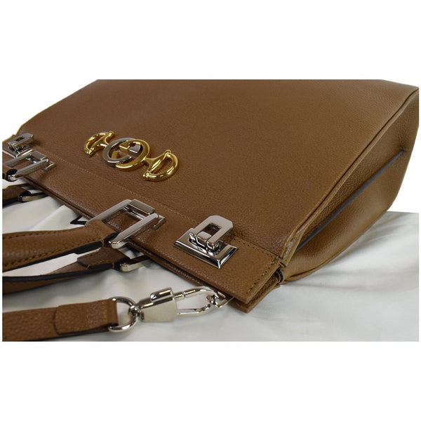Gucci Medium Zumi Top Handle Bag corner preview