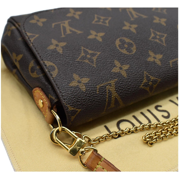 LOUIS VUITTON Favorite MM Monogram Canvas Crossbody Bag Brown