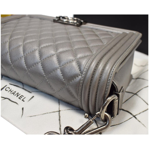 CHANEL Boy Flap with Stingray Lambskin Leather Shoulder Bag Silver