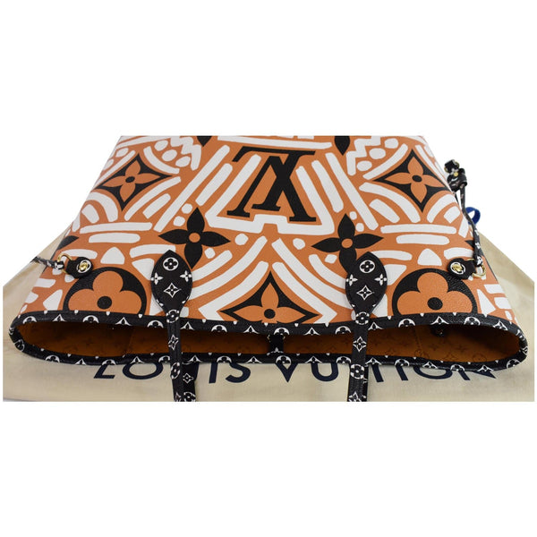 LOUIS VUITTON Neverfull Crafty MM Monogram Gaint Canvas Tote Bag Caramel