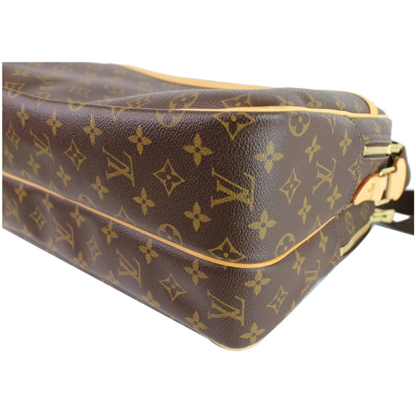 Louis Vuitton Reporter GM Monogram Canvas Shoulder Bag logos corner