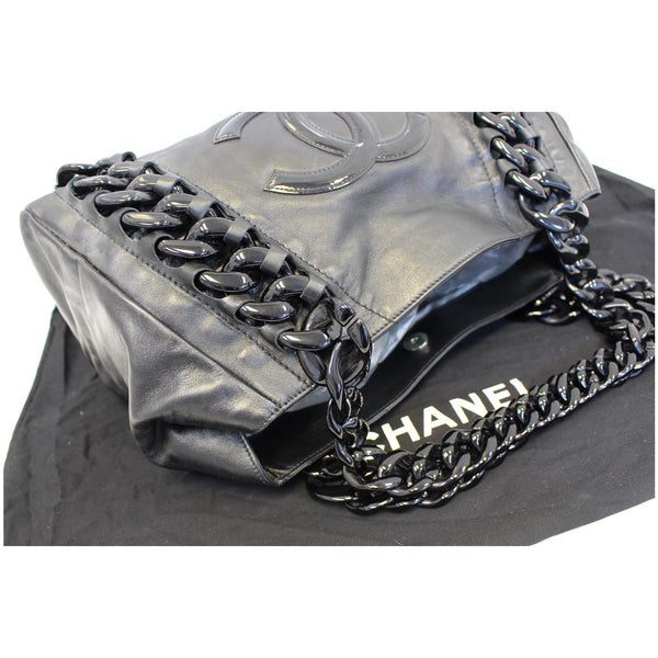CHANEL Calfskin Rhodoid Modern Chain East West Tote Black-US