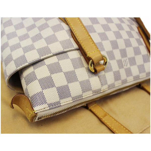 Close Look Lv Totally PM Damier Azur Shoulder Bag