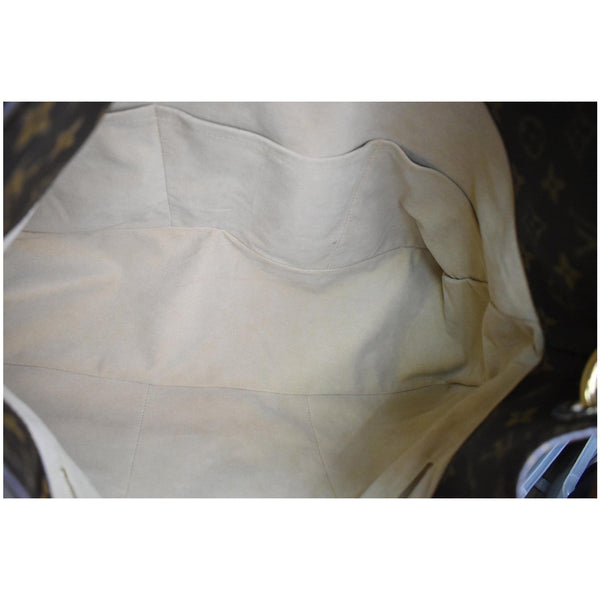 Louis Vuitton Artsy GM Monogram Canvas Hobo Bag - inner space