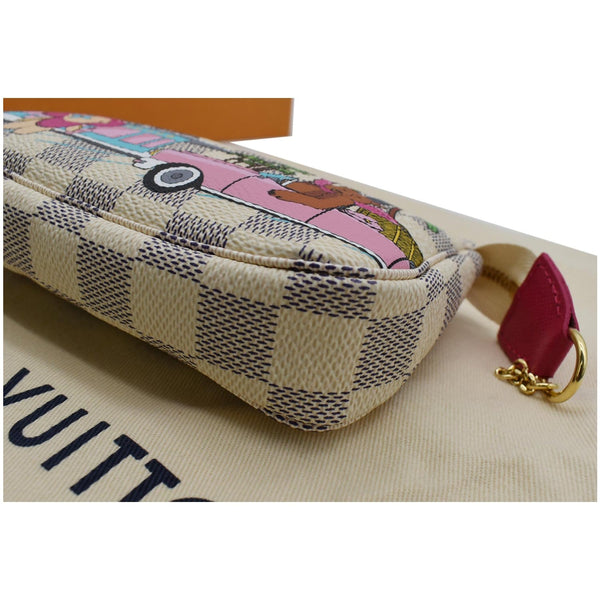 LOUIS VUITTON Christmas Animation Pochette Damier Azur Accessoires Pouch Fuchsia