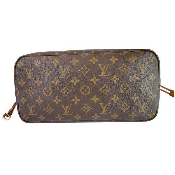 Louis Vuitton Neverfull MM Monogram Canvas Shoulder Bag - flat bottom