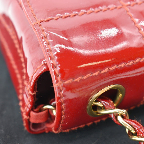 CHANEL Chocolate Bar Small Patent Leather Flap Shoulder Bag Red