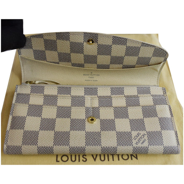 LOUIS VUITTON Emilie Damier Azur Wallet White