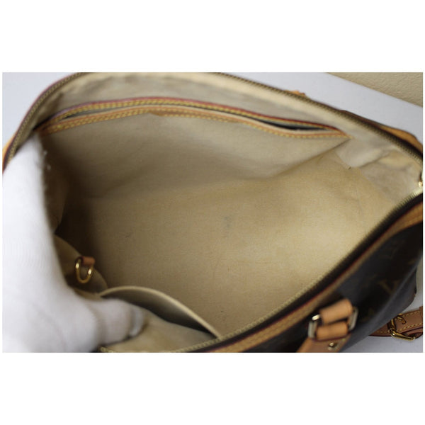 Louis Vuitton Interior pockets Retiro PM Shoulder Bag