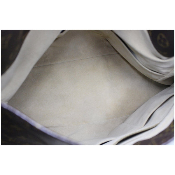 Louis Vuitton Artsy MM Monogram Canvas Bag interior
