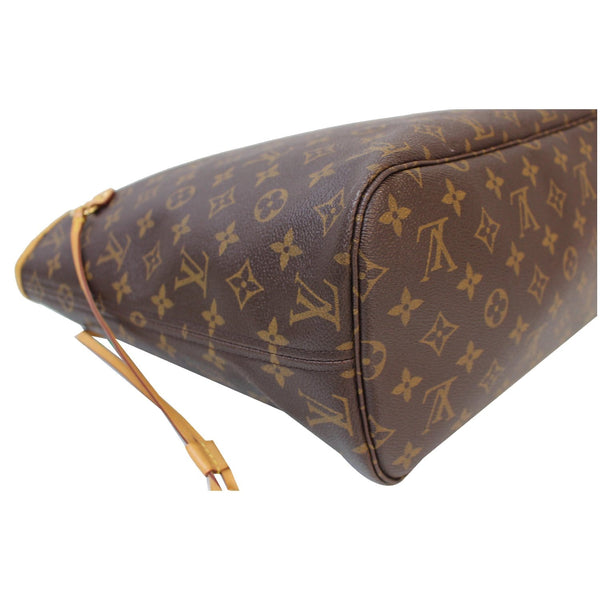 Louis Vuitton Neverfull MM Monogram Canvas Bag