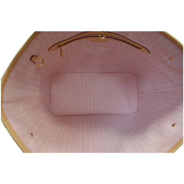 Used LV Neverfull MM Pool Canvas interior for essentials