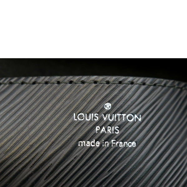 LOUIS VUITTON LV Twist MM Grained Epi Shoulder Bag Black