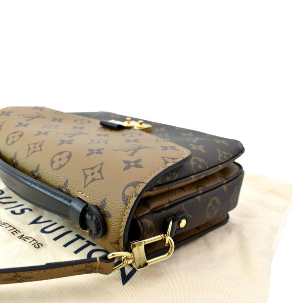 Louis Vuitton Metis Pochette Reverse Monogram Canvas Bag