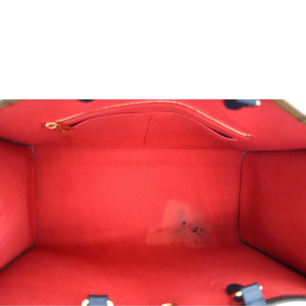 Louis Vuitton Onthego MM Giant Monogram Canvas Shoulder Bag