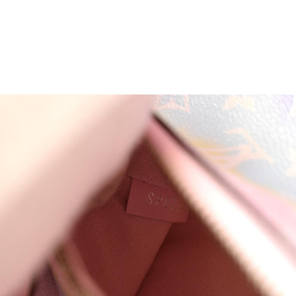 LOUIS VUITTON Escale Neonoe MM Monogram Shoulder Bag Pastel Pink