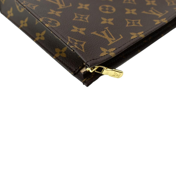 LOUIS VUITTON Toiletry 26 Monogram Canvas Cosmetic Pouch Brown