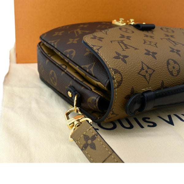 LOUIS VUITTON Metis Pochette Reverse Monogram Canvas Crossbody Bag Brown