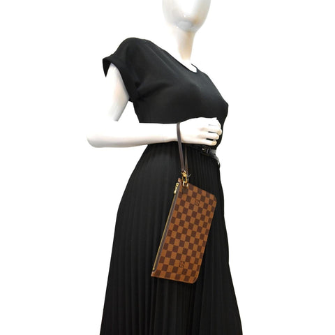 LOUIS VUITTON Neverfull Damier Ebene Pochette Wristlet Pouch Brown