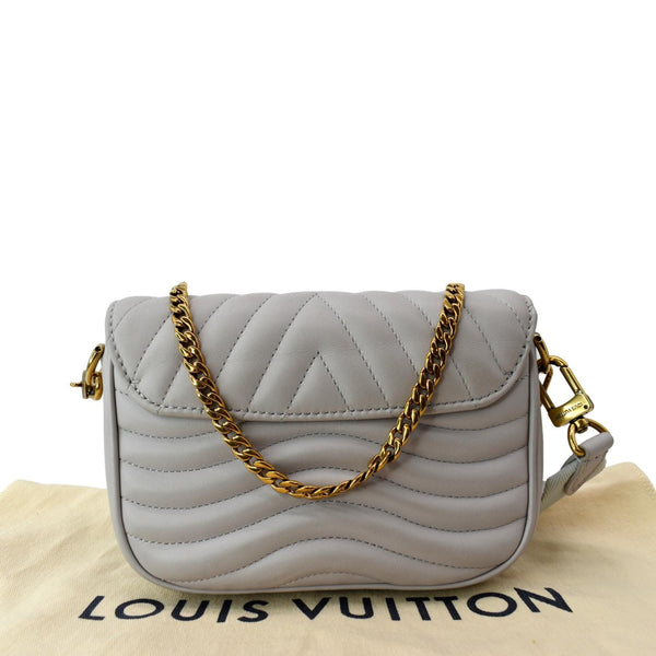 LOUIS VUITTON New Wave Multi Pochette Leather Chain Shoulder Bag Light Grey