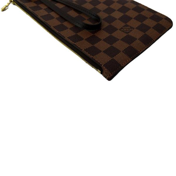 LOUIS VUITTON Neverfull Damier Ebene Pochette Wristlet Pouch Brown
