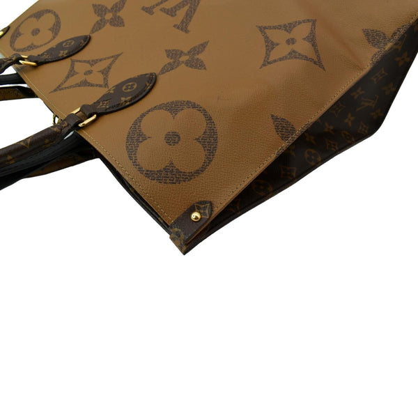 LOUIS VUITTON Onthego GM Giant Monogram Canvas Tote Shoulder Bag Brown