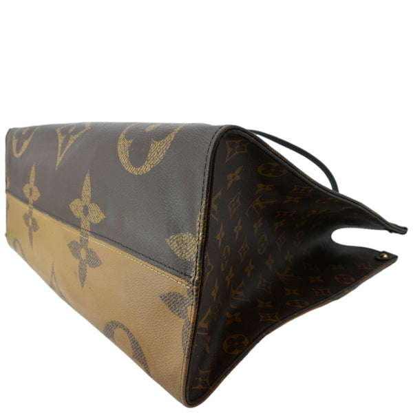 LOUIS VUITTON Onthego GM Giant Monogram Canvas Tote Shoulder Bag Brown