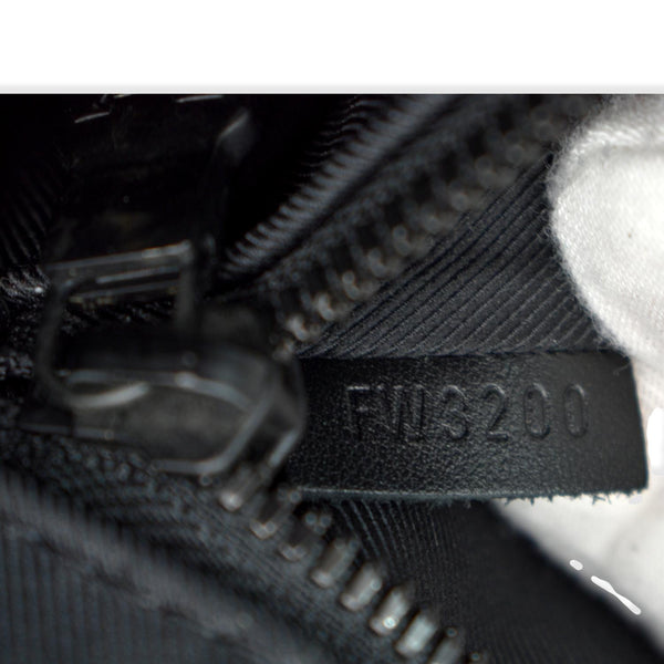 LOUIS VUITTON Sac Plat Horizontal Zippe Monogram Eclipse Shoulder Bag Black