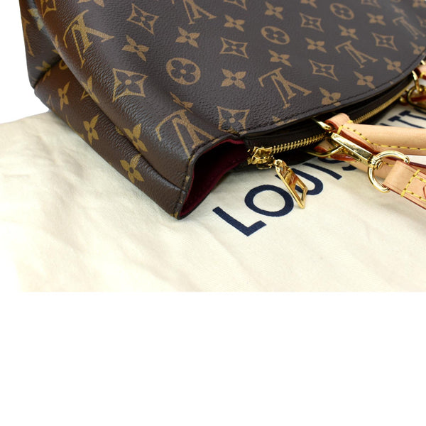 Louis Vuitton Petit Palais Monogram Canvas Shoulder Bag