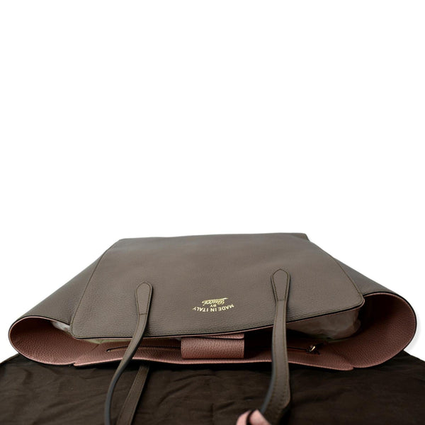 Gucci Swing Medium Pebbled Leather Tote Bag Taupe