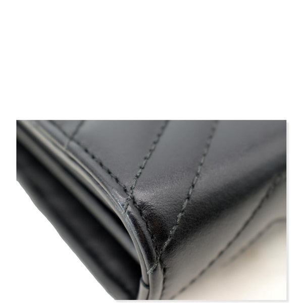 GUCCI GG Marmont Mini Matelasse Leather Crossbody Bag Black 474575