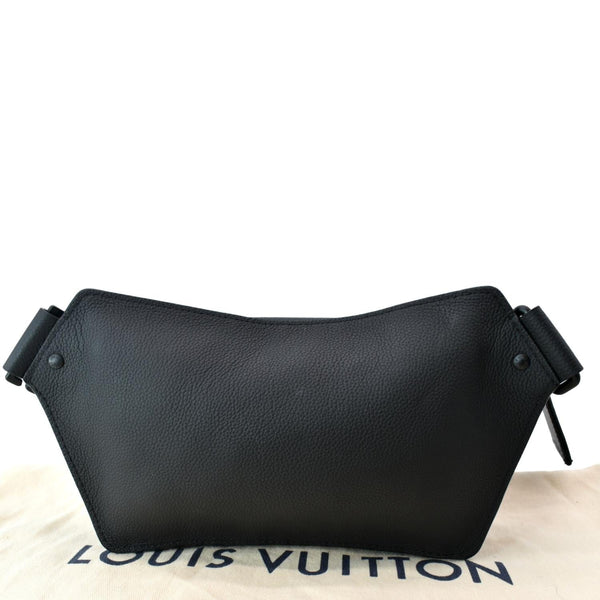 LOUIS VUITTON Sling Aerogram Grained Calf Leather Crossbody Bag Black