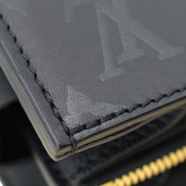 LOUIS VUITTON Very Tote MM Monogram Cuir Plume Shoulder Bag Noir Black