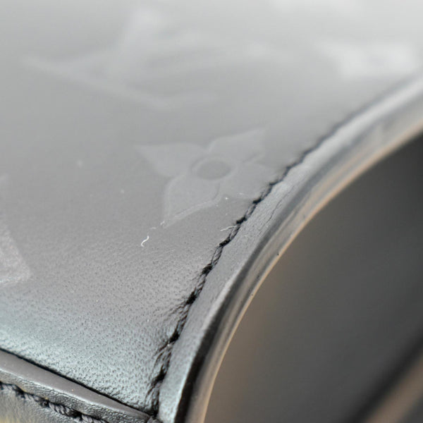 LOUIS VUITTON Very Tote MM Monogram Cuir Plume Shoulder Bag Noir Black