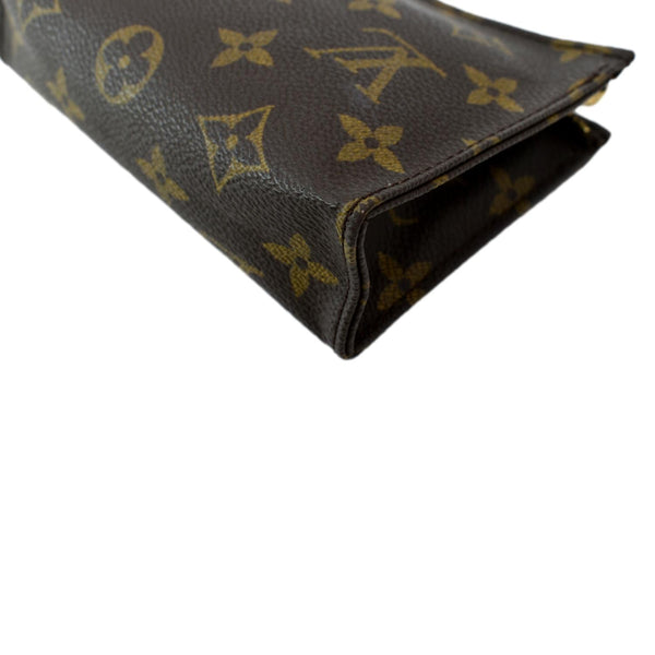 LOUIS VUITTON Toiletry 15 Monogram Canvas Cosmetics Pouch Brown