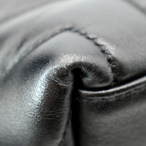 YVES SAINT LAURENT Medium Loulou Matelasse Leather Chain Shoulder Bag Black