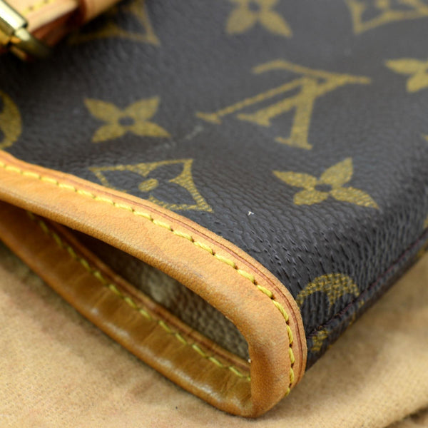 LOUIS VUITTON Bucket GM Monogram Canvas Shoulder Bag Brown