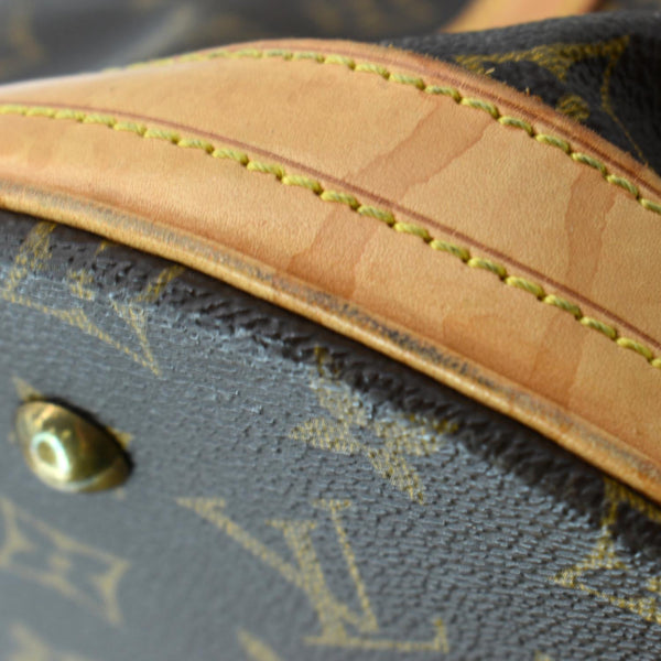 LOUIS VUITTON Bucket GM Monogram Canvas Shoulder Bag Brown