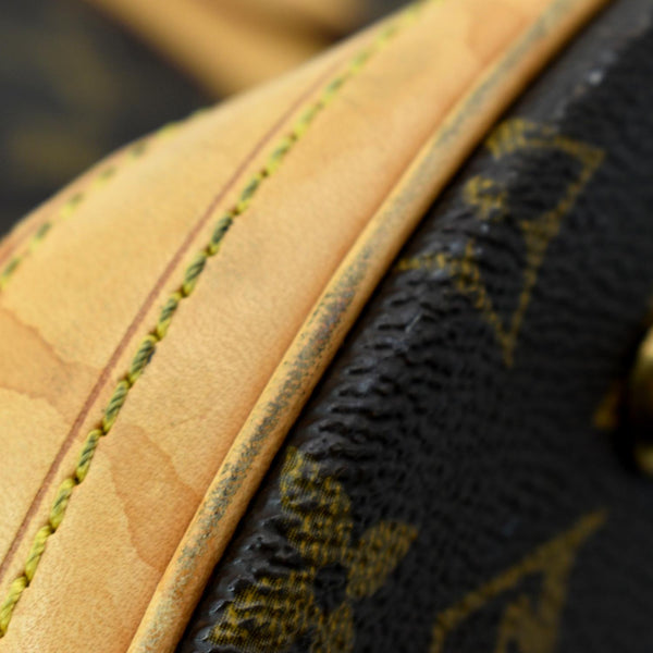 LOUIS VUITTON Bucket GM Monogram Canvas Shoulder Bag Brown