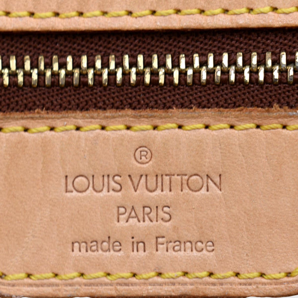 LOUIS VUITTON Bucket GM Monogram Canvas Shoulder Bag Brown