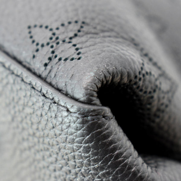 LOUIS VUITTON Beaubourg Mahina Leather Hobo Shoulder Bag Black