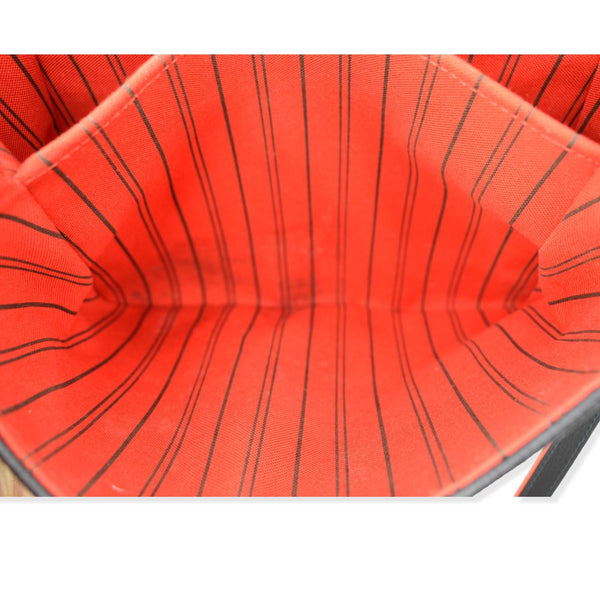 LOUIS VUITTON Metis Pochette Empreinte Leather Crossbody Bag Blue