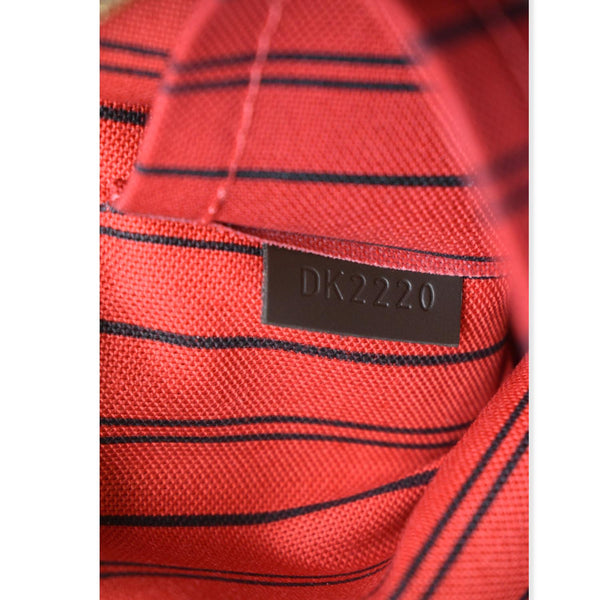 LOUIS VUITTON Neverfull Damier Ebene Pochette Wristlet Pouch Brown